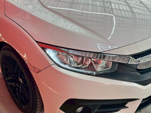 LINE_ALBUM_Honda Civic EL 2017_260929_11