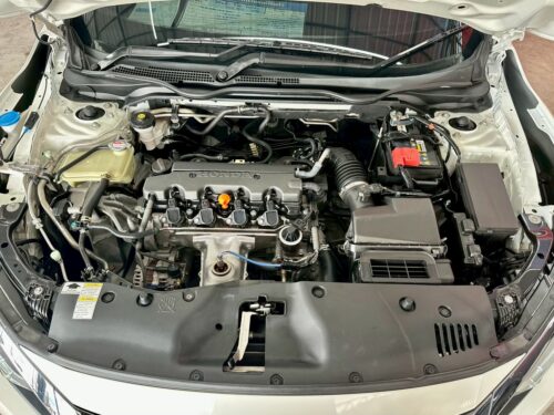 LINE_ALBUM_Honda Civic EL 2017_260929_5