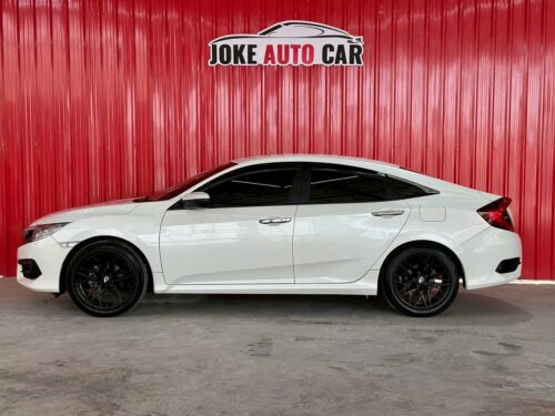 LINE_ALBUM_Honda Civic EL 2017_260929_7