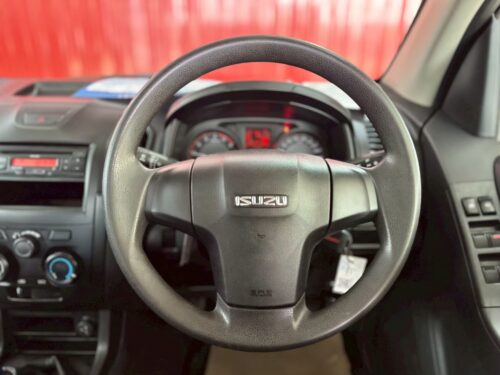 LINE_ALBUM_Isuzu D-Max 1.9 S (ABS)(MNC) 2018_260929_19