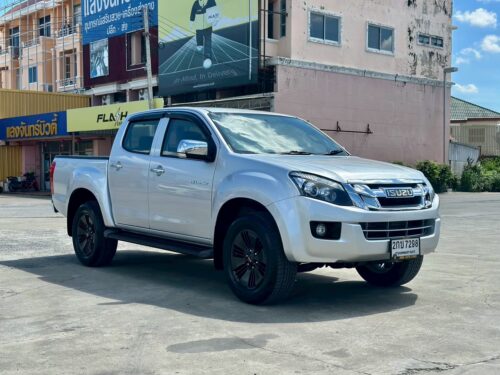 LINE_ALBUM_Isuzu D-Max Auto Hilander 2.5 Z Prestige 2013_260928_10