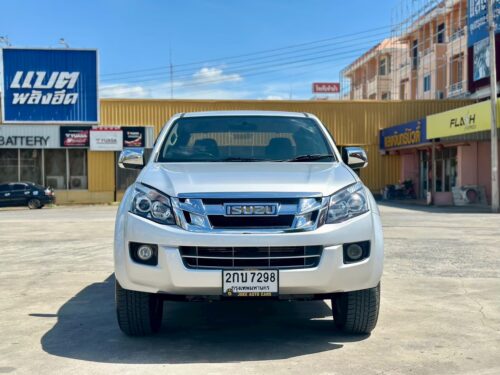 LINE_ALBUM_Isuzu D-Max Auto Hilander 2.5 Z Prestige 2013_260928_3
