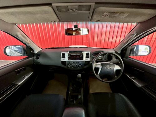 LINE_ALBUM_Toyota Vigo E_260929_15